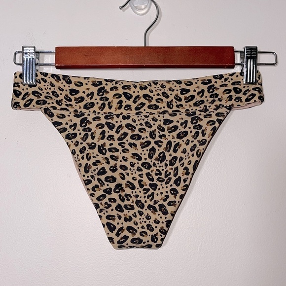 L*space Veronica Bikini Bottom in Leopard size S NEW $29 FINAL - Picture 2 of 6